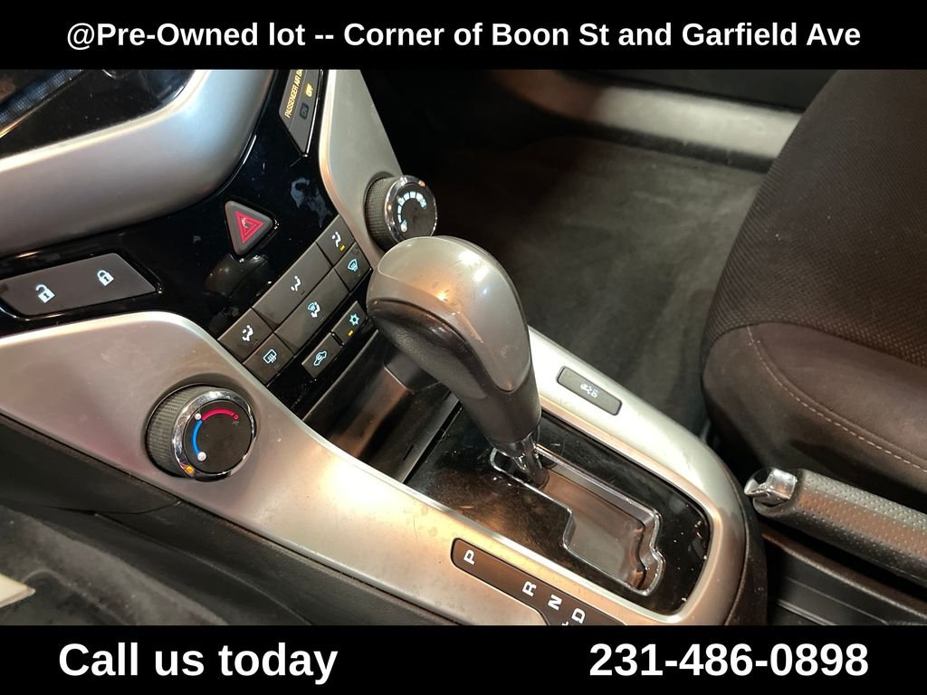 Used 2014 Blue Chevrolet 1LT image 21