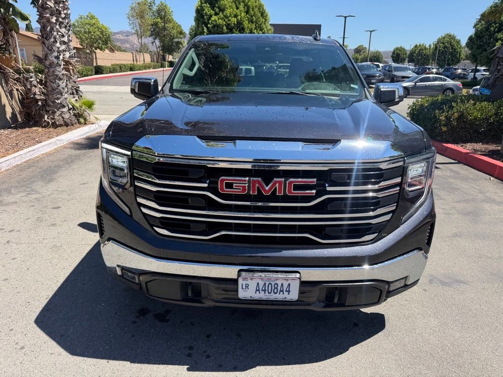 Used 2025 Silver GMC SLT image 2
