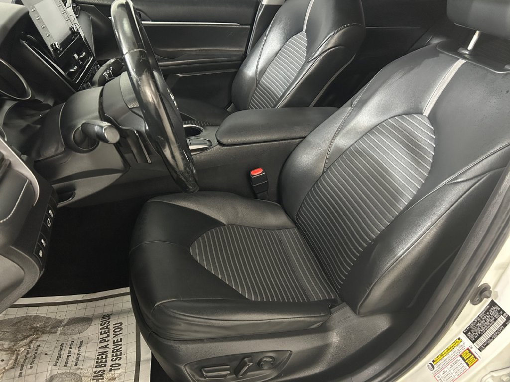 Used 2023 White Toyota SE image 7