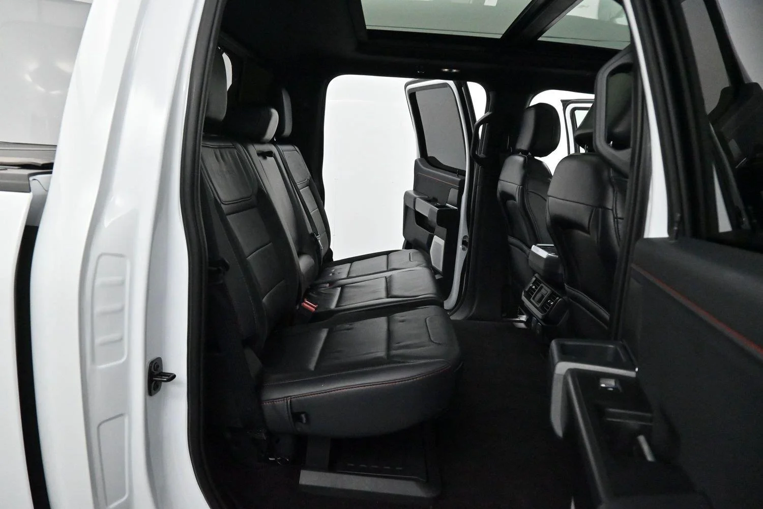 Used 2025 Oxford White Ford Raptor image 34