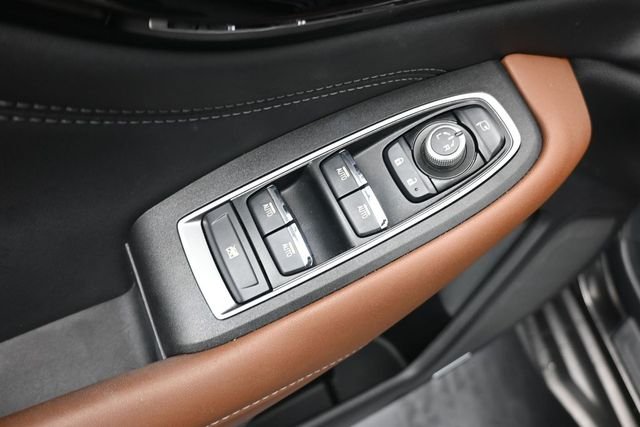 Used 2022 Black Subaru Touring image 13