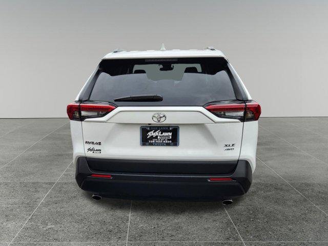 Certified Used 2025 ICE CAP Toyota  image 6