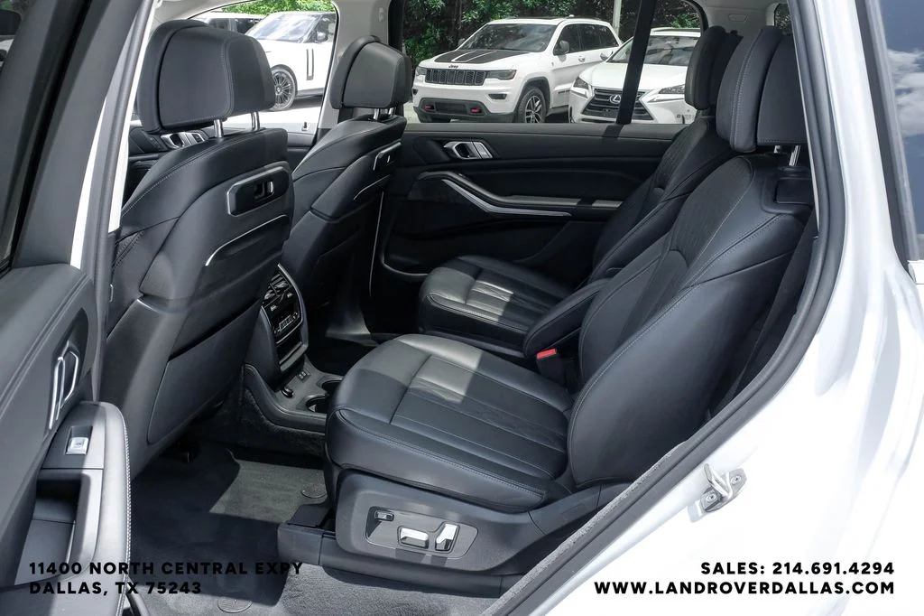 Used 2023 Mineral White Metallic BMW xDrive40i image 44
