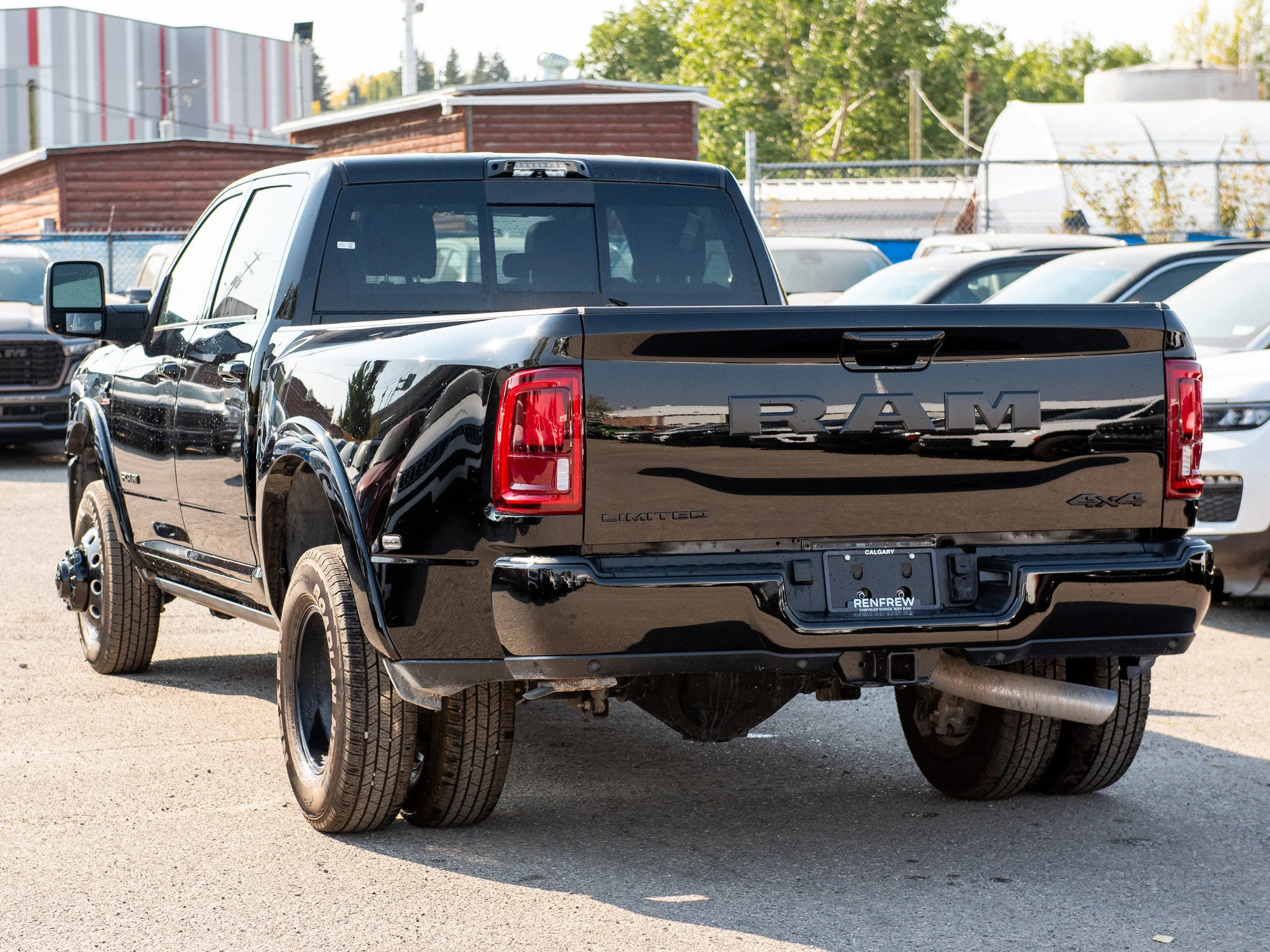 Used 2025 Black RAM Limited image 3