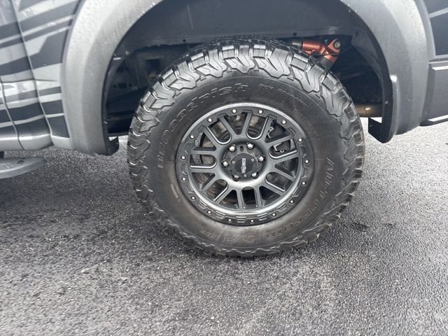 Used 2020  Ford Raptor image 11