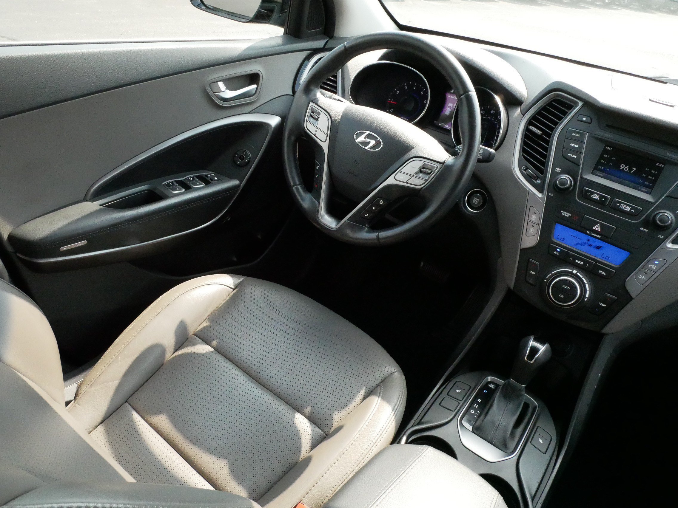 Used 2013 Mineral Gray Hyundai 2.0T Sport image 9