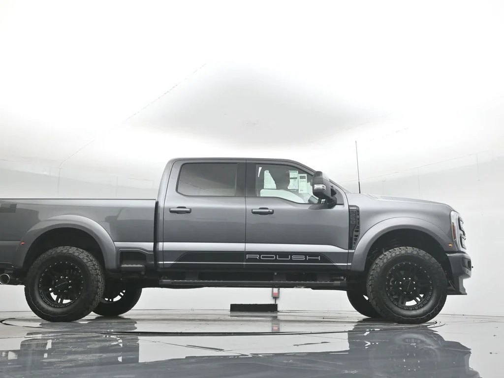 New 2026 Carbonized Gray Metallic Ford Lariat image 56