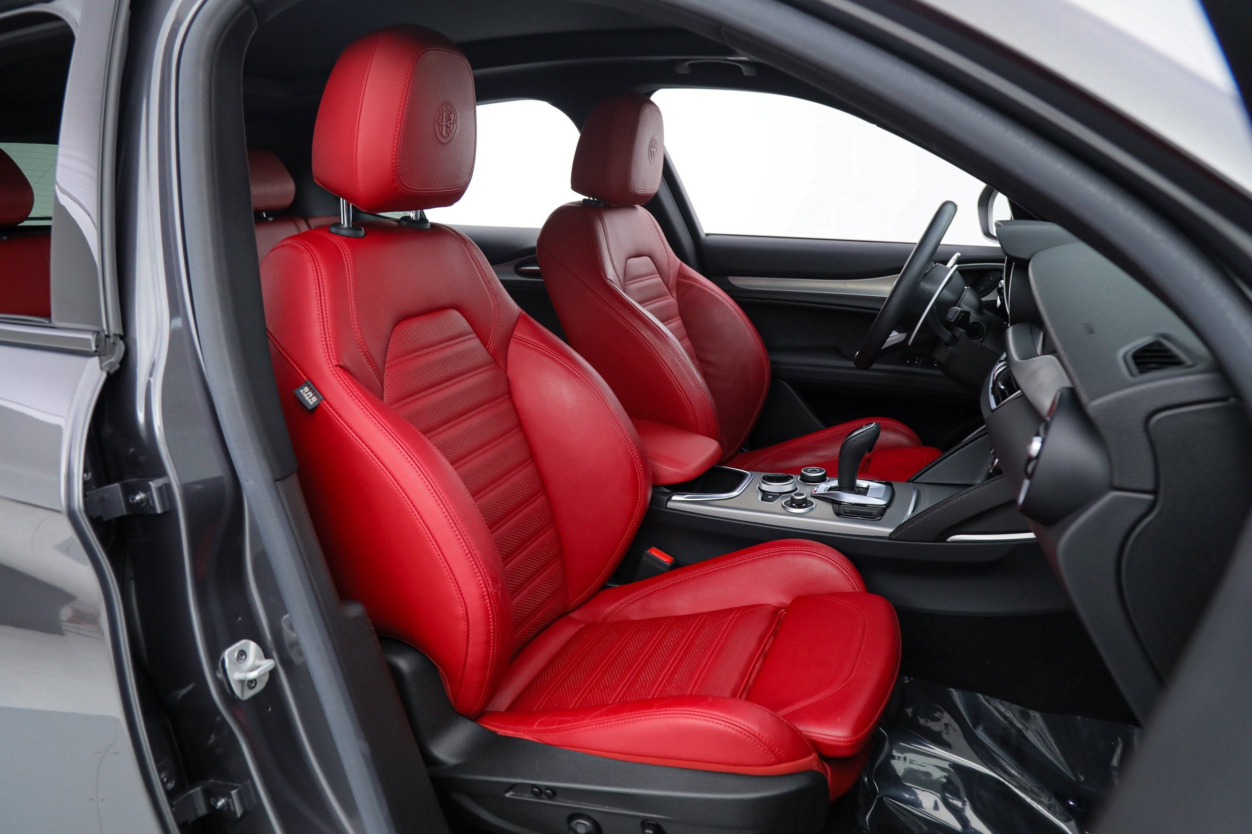 Used 2022 Gray Alfa Romeo Veloce image 14