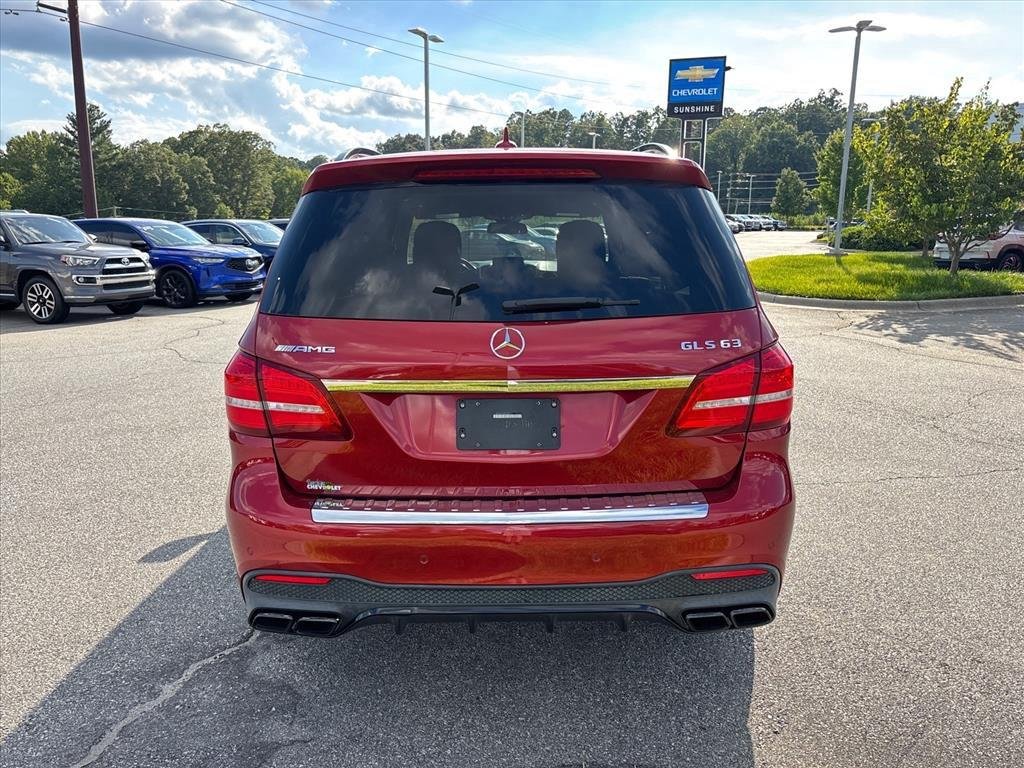 Used 2017 Red Mercedes-Benz 4MATIC® image 26