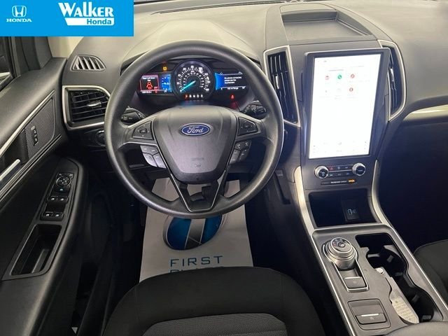 Used 2023 Black Ford SE image 31