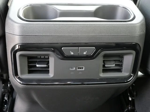 2026 Chevrolet Silverado 1500 ZR2 - Photo 16