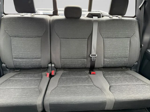 Used 2022 Oxford White Ford XLT image 17