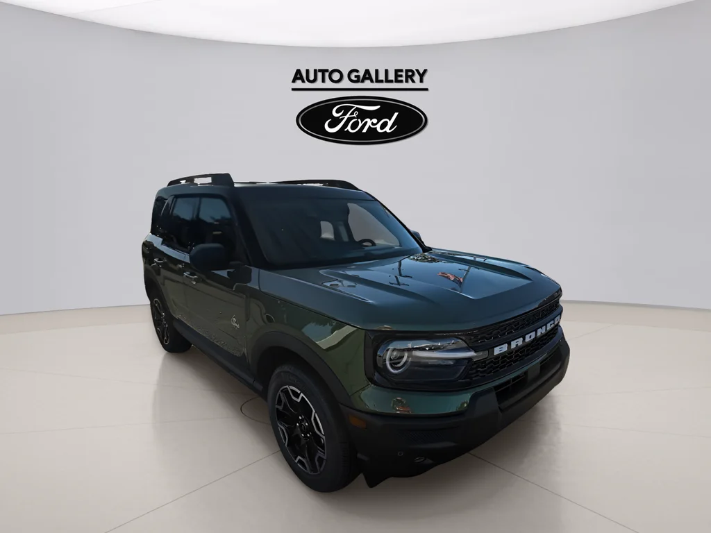 New 2025 Eruption Green Metallic Ford Outer Banks® image 3
