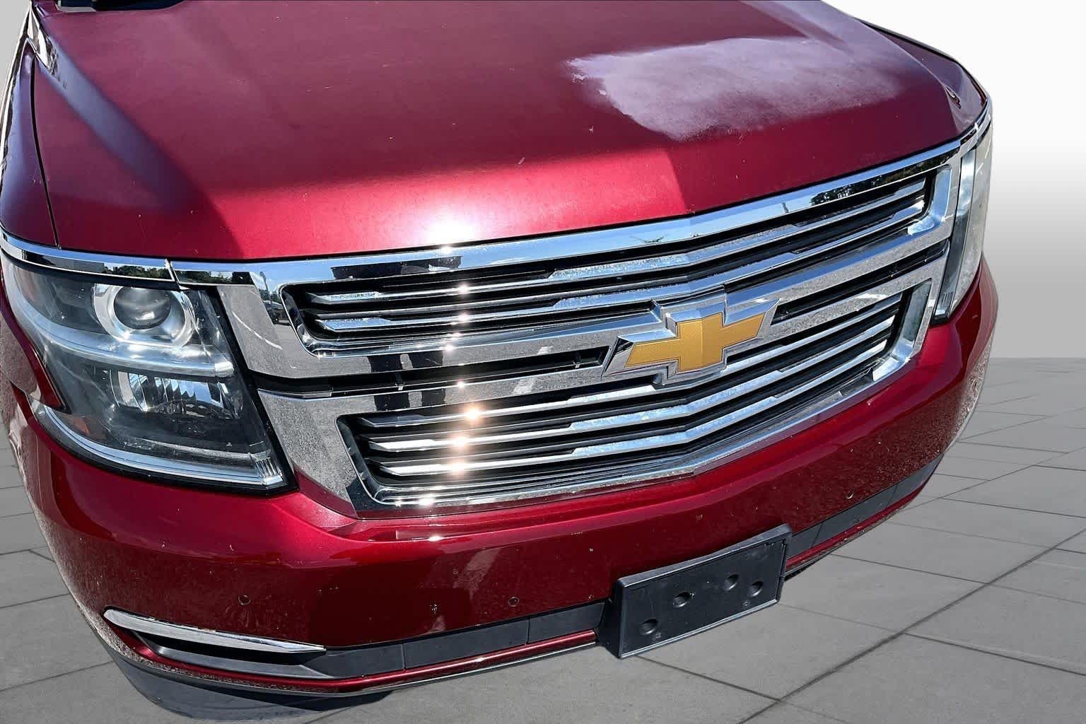 Used 2017 Siren Red Tintcoat Chevrolet Premier image 30