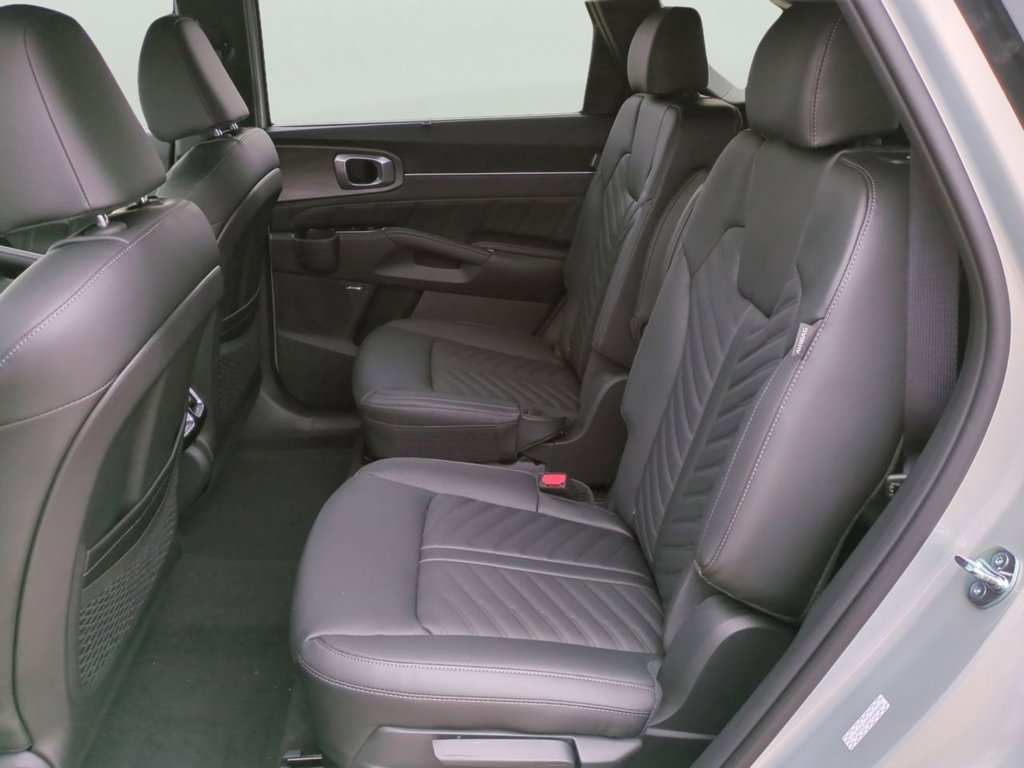 2026 Kia Sorento X-Line SX Prestige - Photo 17