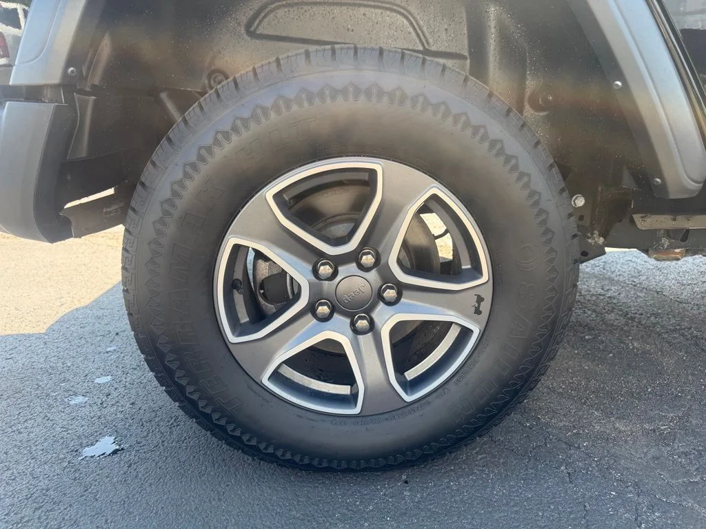 Used 2022 Black Jeep Unlimited Sport S image 49