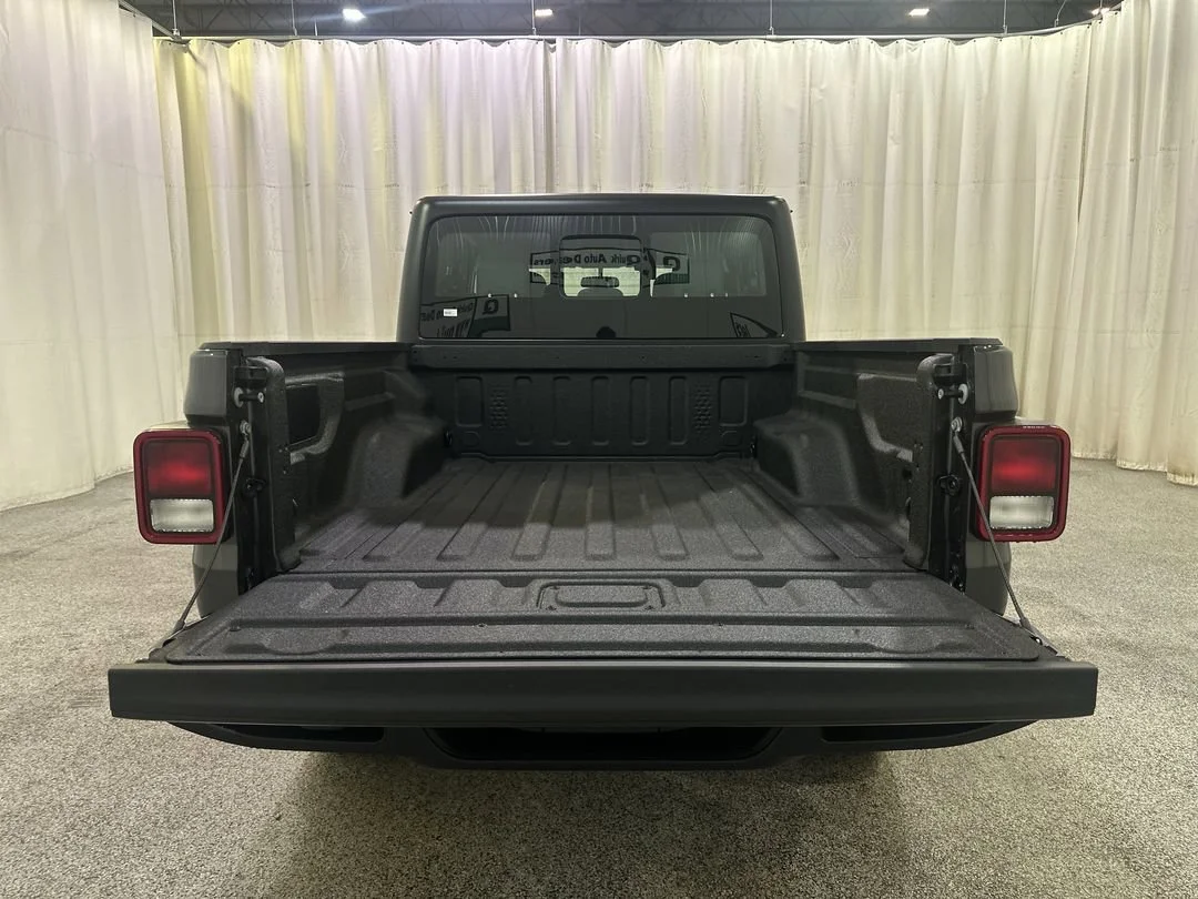 2026 Jeep Gladiator Sport - Photo 17
