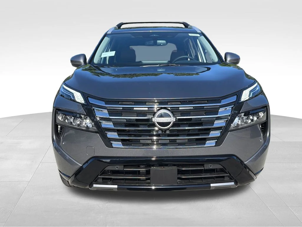 New 2026 Gun Metallic Nissan Platinum image 2