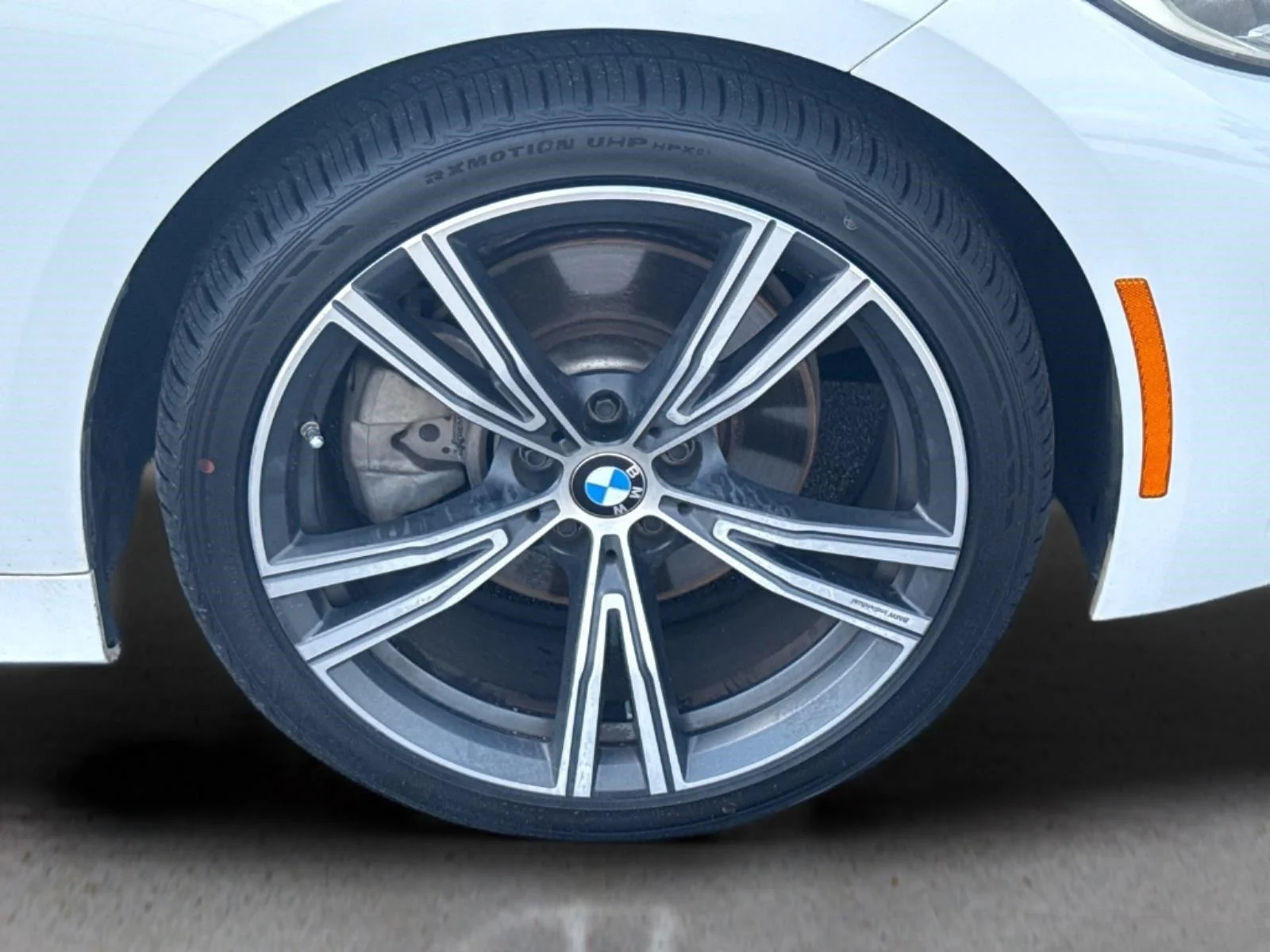 Used 2019 Alpine White BMW 330i image 20