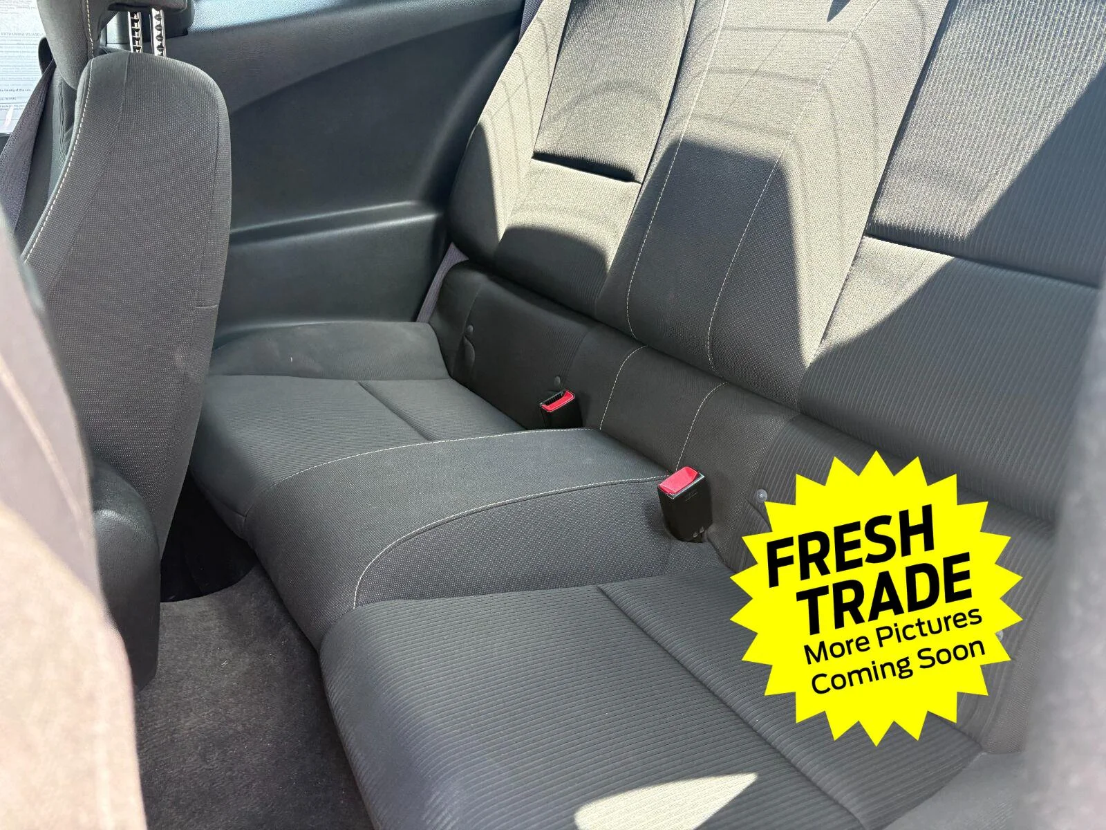 Used 2014 Silver Ice Metallic Chevrolet LT image 10