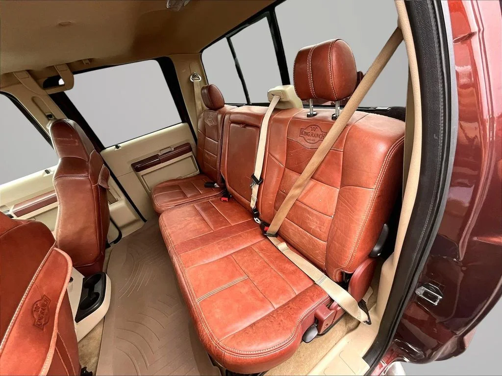 Used 2008 Red Ford  image 25
