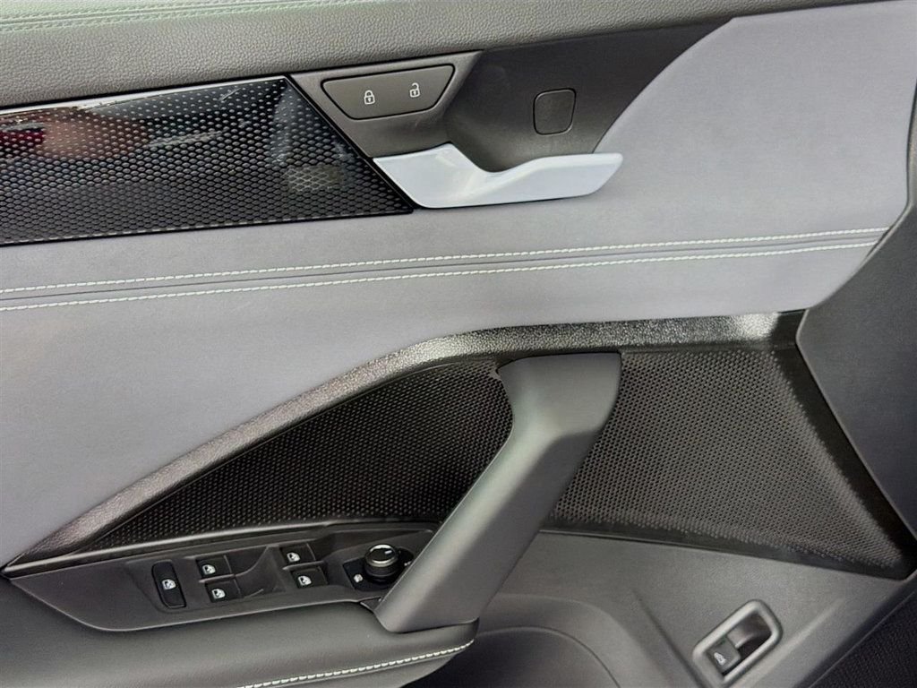 New 2026 Platinum Gray Metallic Volkswagen 2.0T SE 4MOTION image 19
