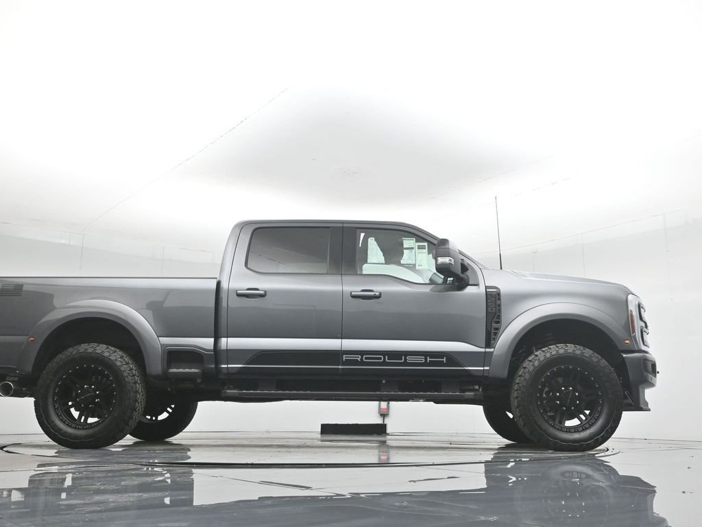 New 2026 Carbonized Gray Metallic Ford Lariat image 56