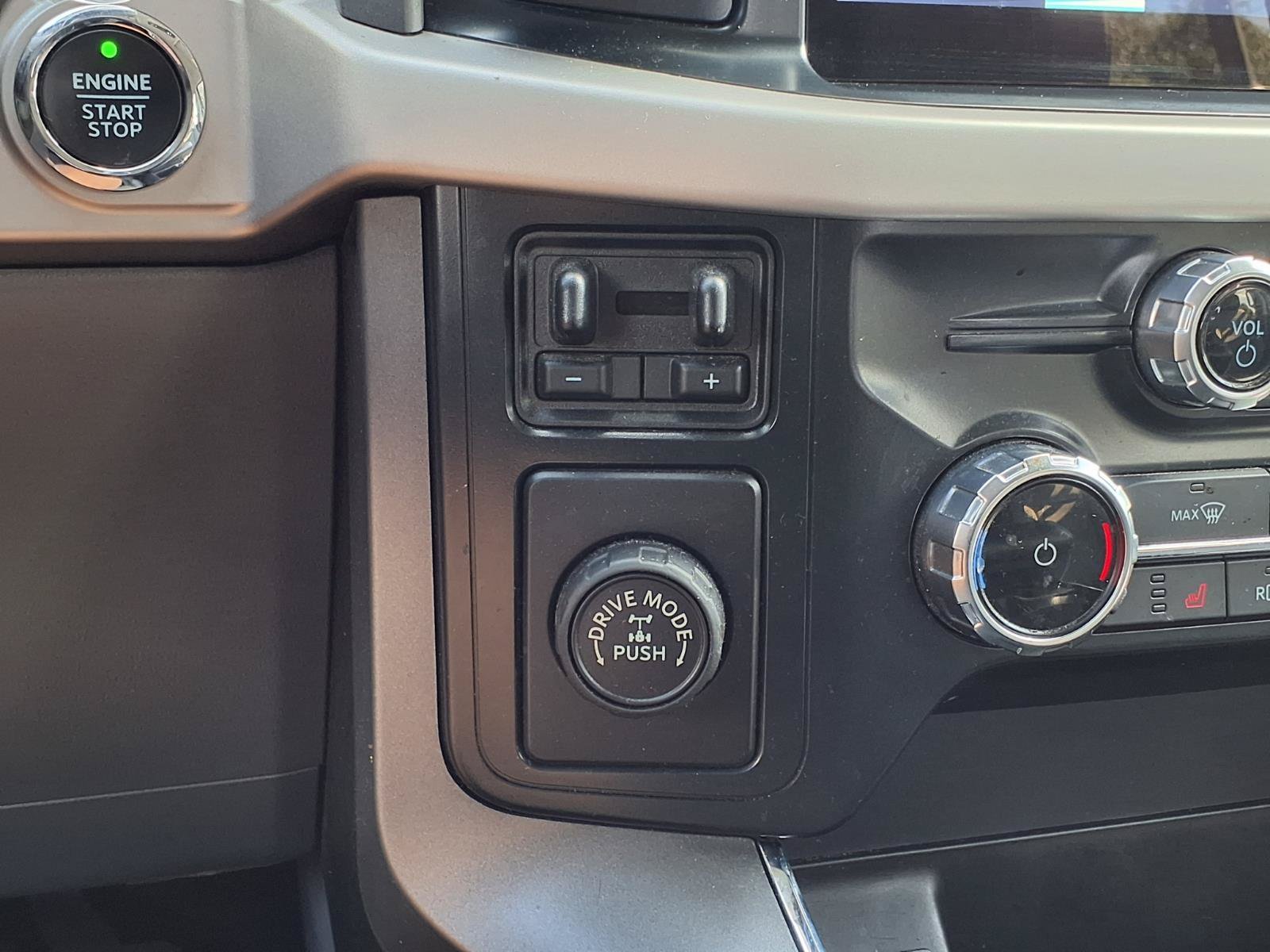 Used 2022 Gray Ford XLT image 19