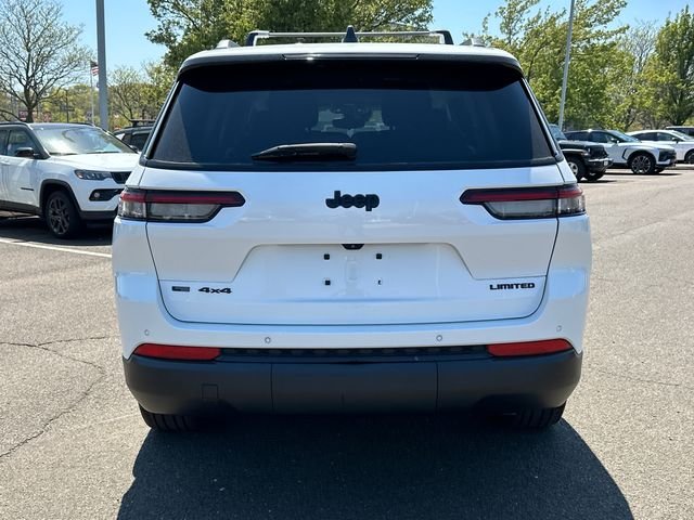 Used 2023 White Jeep Limited image 3