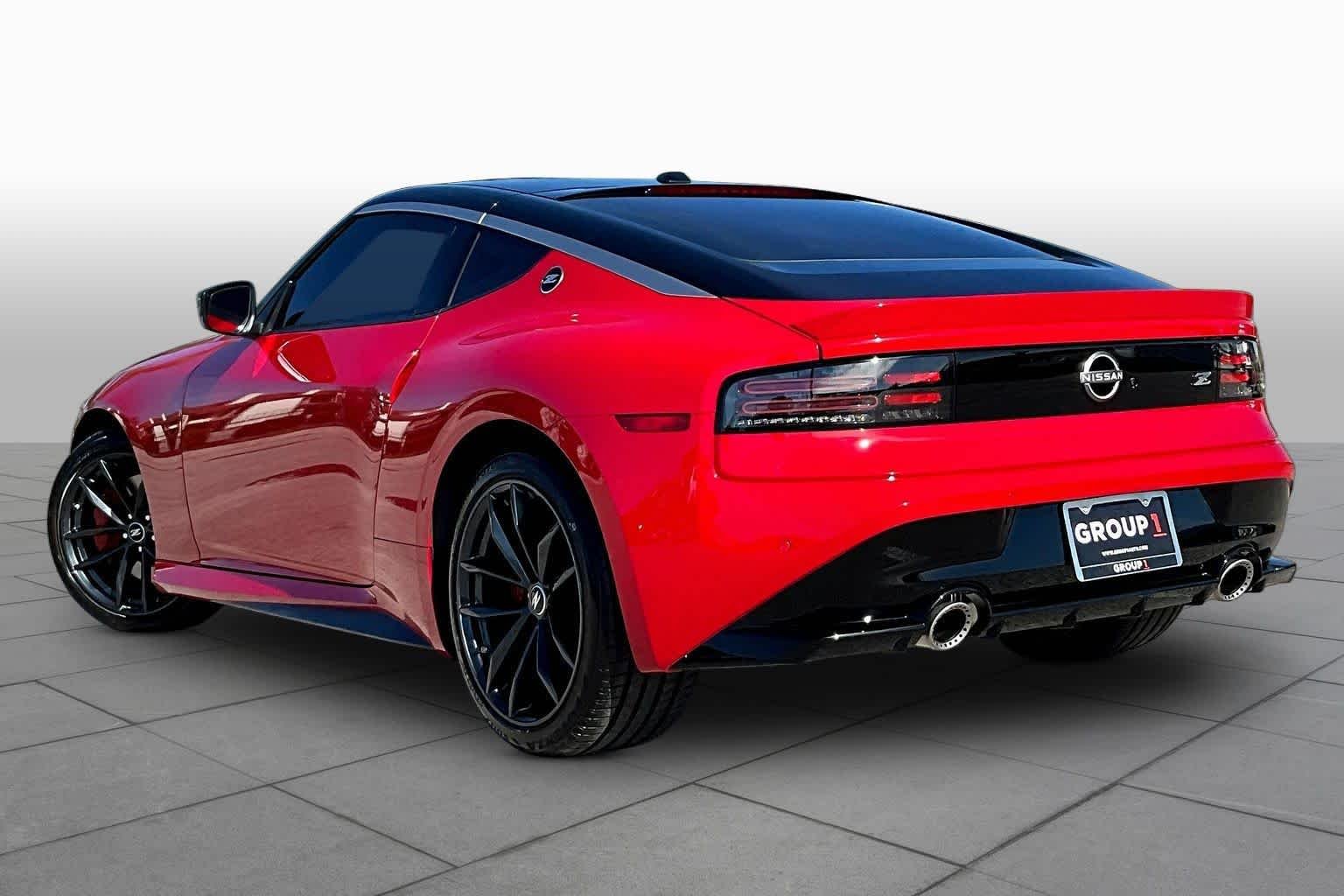 New 2026 Solid Red / Super Black Two-tone Nissan Performance image 12