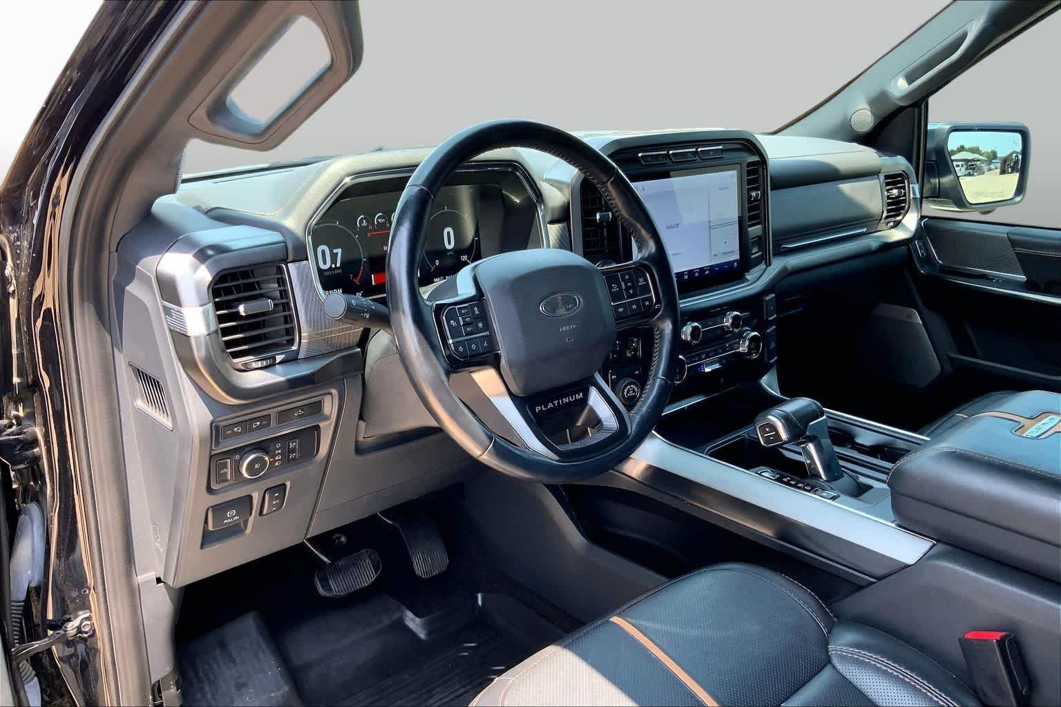 Used 2021 Agate Black Ford Platinum image 18