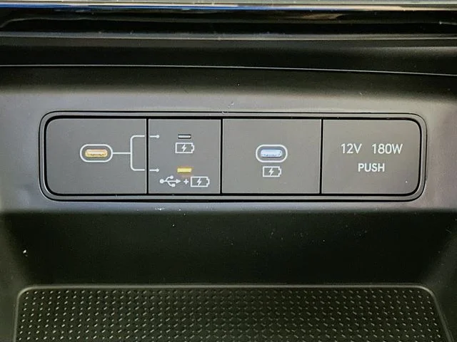New 2026 Hyundai TUCSON SEL
