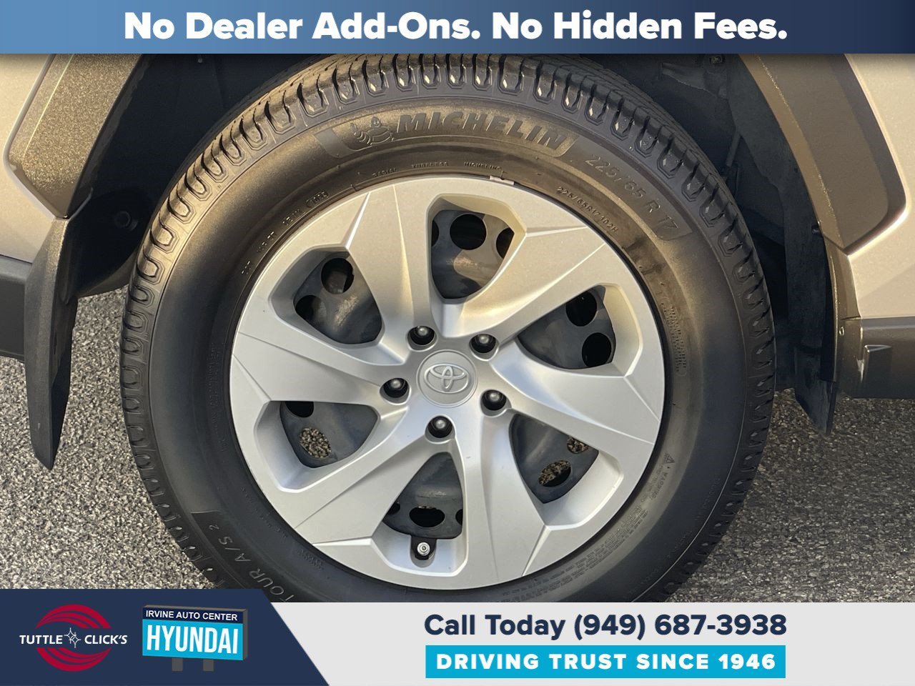 Used 2020 Silver Sky Metallic TOYOTA TRUCK LE image 14