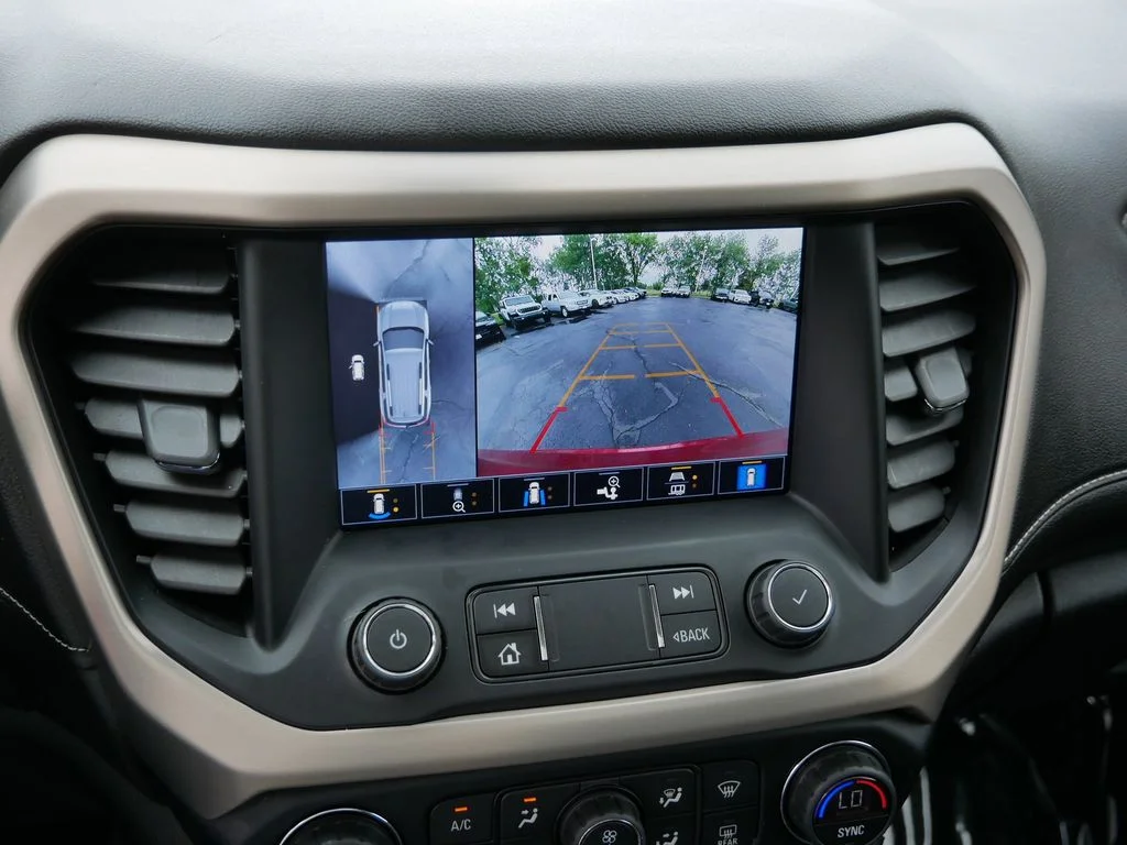 Used 2022 Red GMC Denali image 25