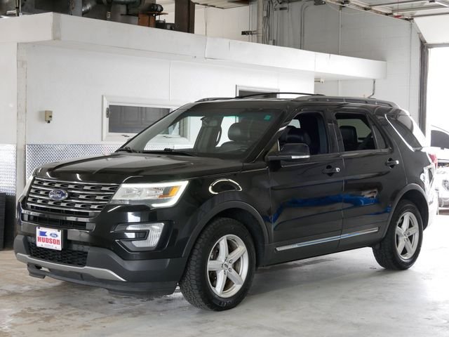 2016 Ford Explorer XLT 4WD's photo