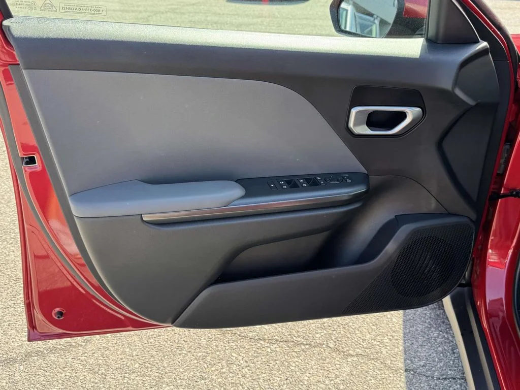 Used 2025 Red Kia LXS image 26