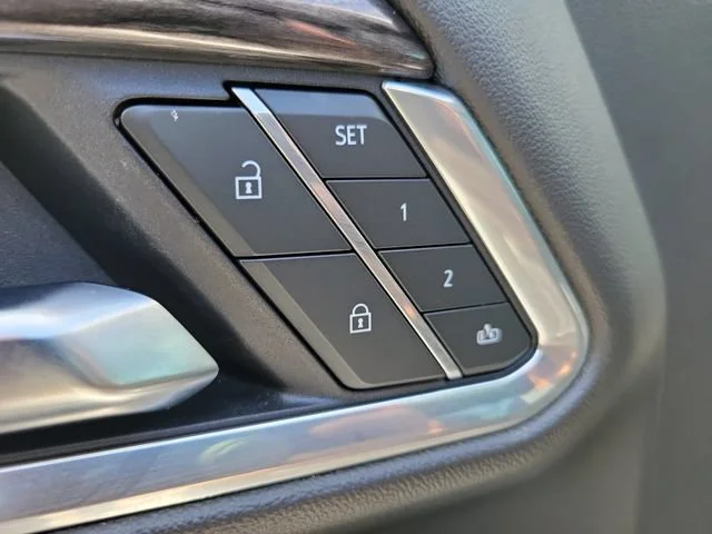 2025 Chevrolet Silverado 1500 LTZ - Photo 21