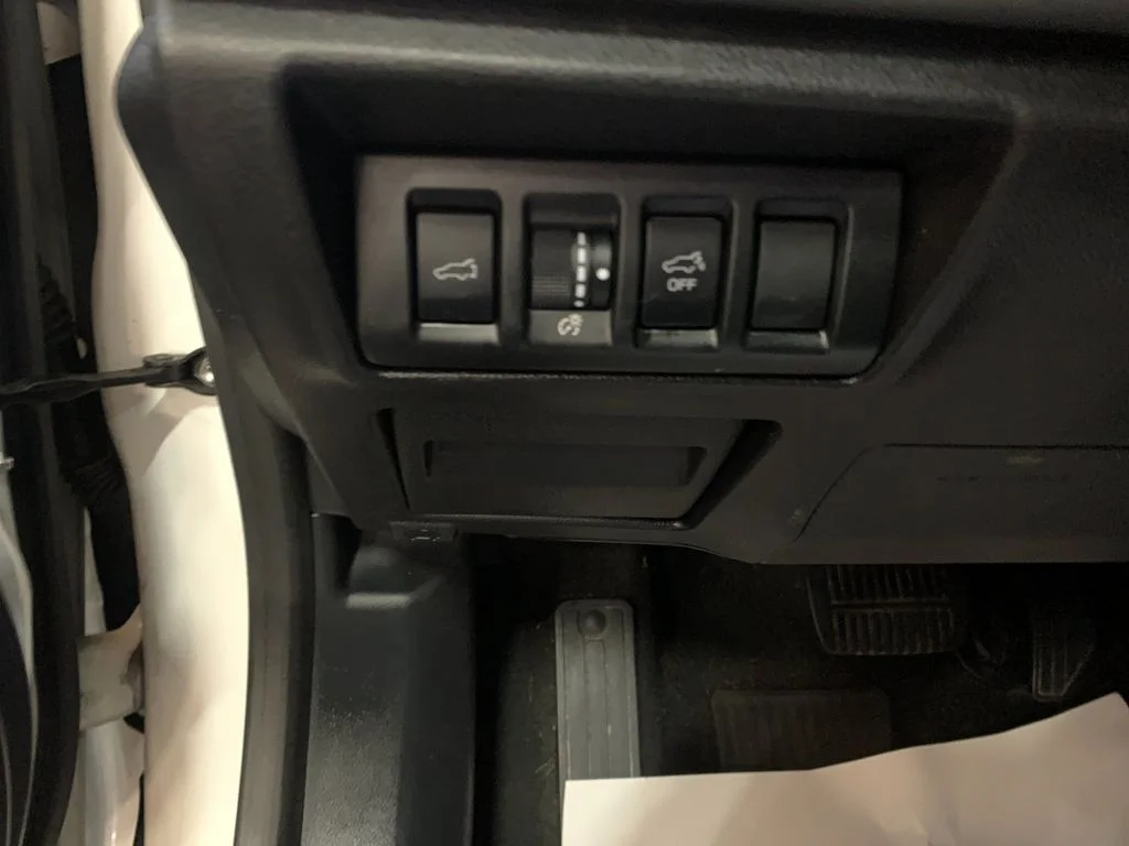 Used 2020 White Subaru Limited image 33