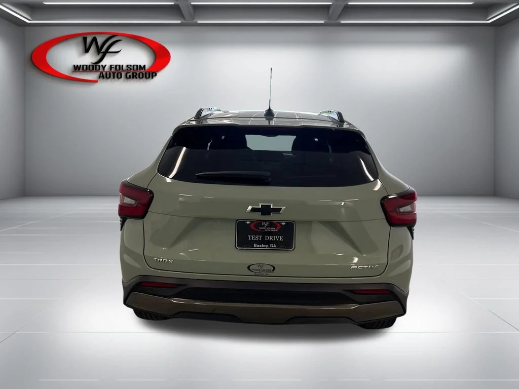New 2026 Cacti Green Chevrolet ACTIV image 7