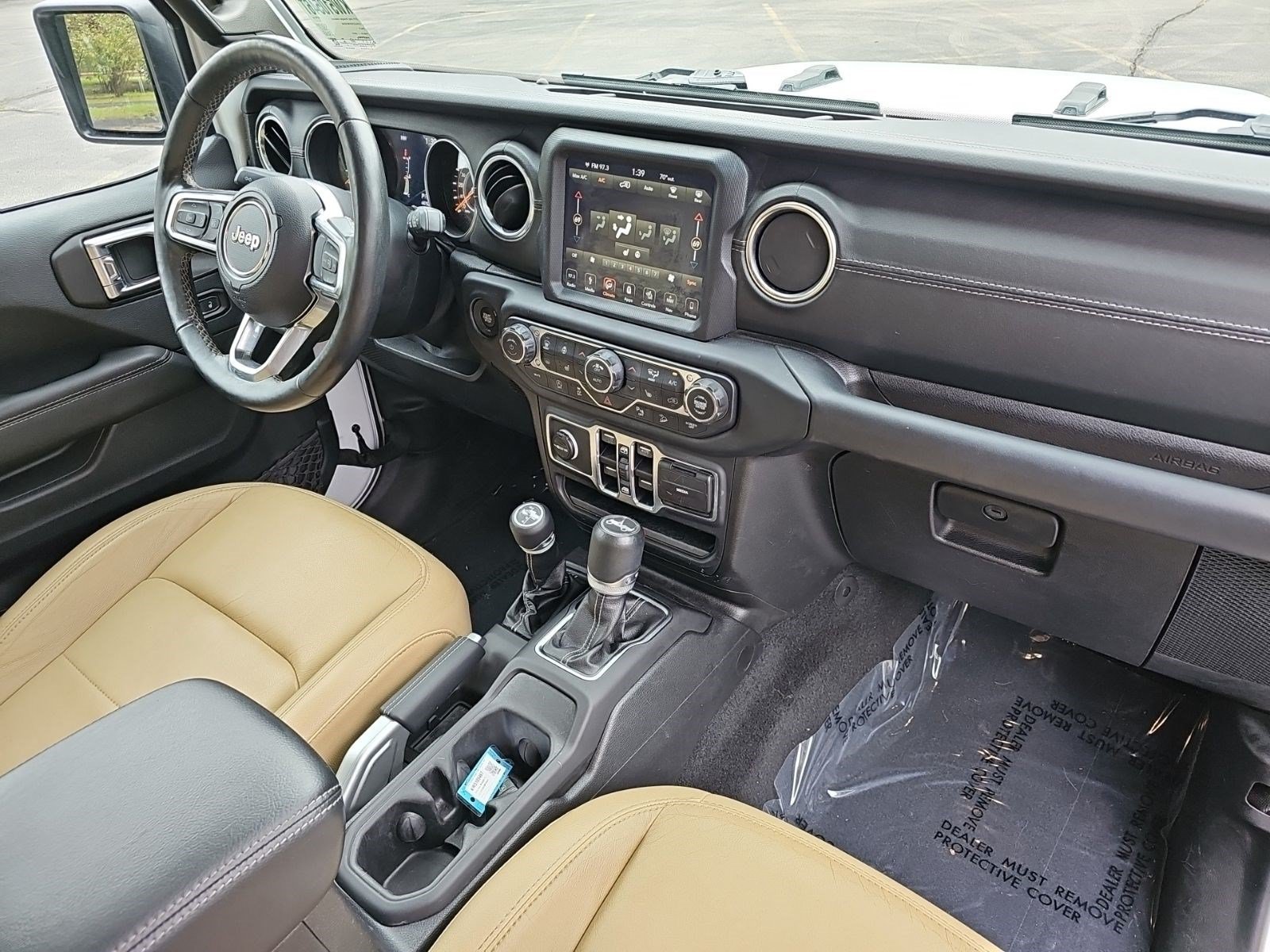 Used 2019 Bright White Clearcoat Jeep Sahara image 12
