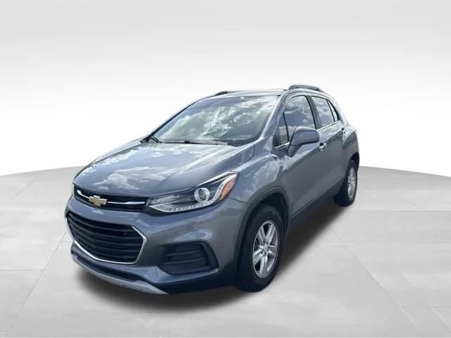 Used 2019 Gray Chevrolet LT image 7
