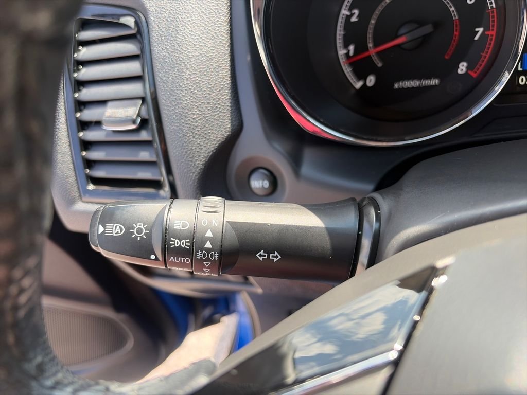 Used 2025 Blue Mitsubishi 2.0 SE image 30