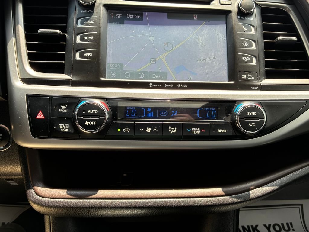 Used 2019 Red Toyota XLE image 16