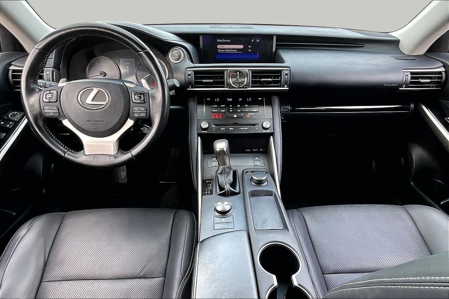 Used 2018 Atomic Silver Lexus  image 16