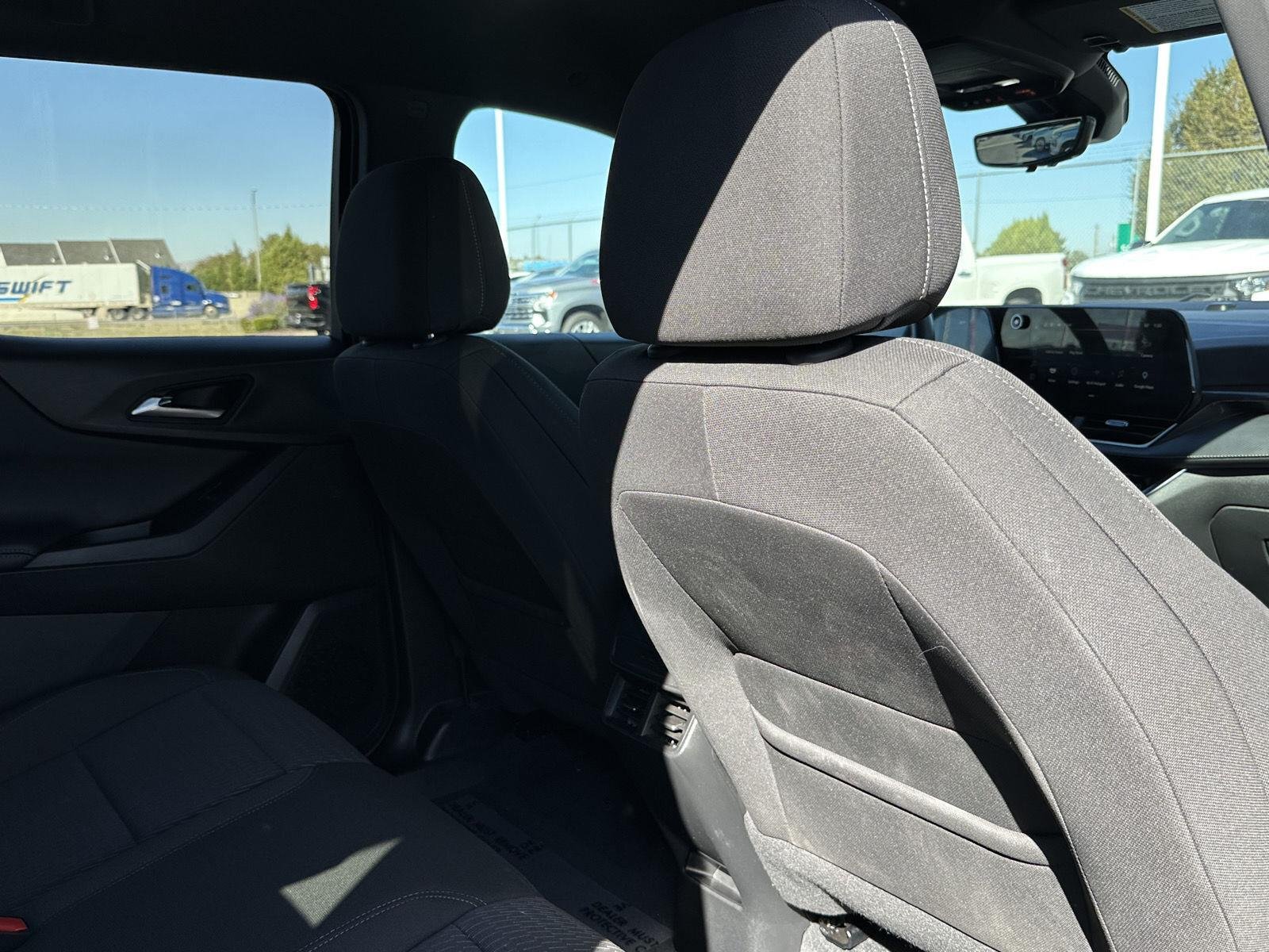 2025 Chevrolet Equinox LT - Photo 39