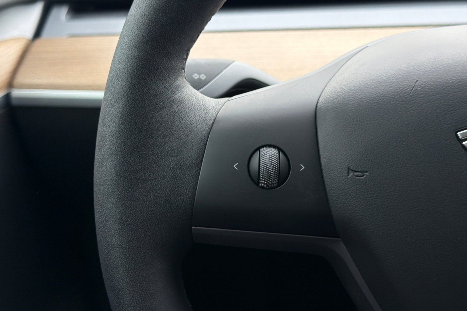 Used 2023 White Tesla Long Range image 26