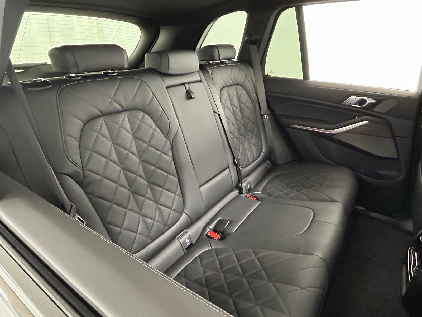 2026 BMW X5 40i - Photo 40