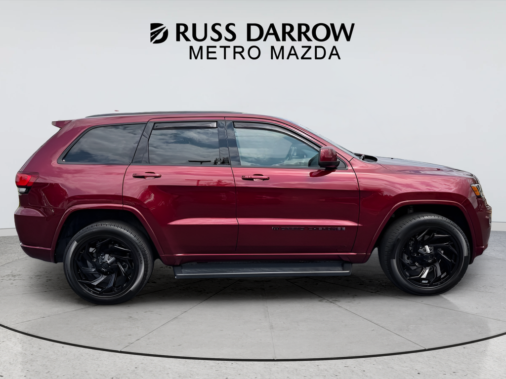 Used 2022 Red Jeep Laredo X image 6