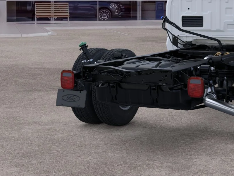 New 2026 Oxford White Ford F-350® XL image 21