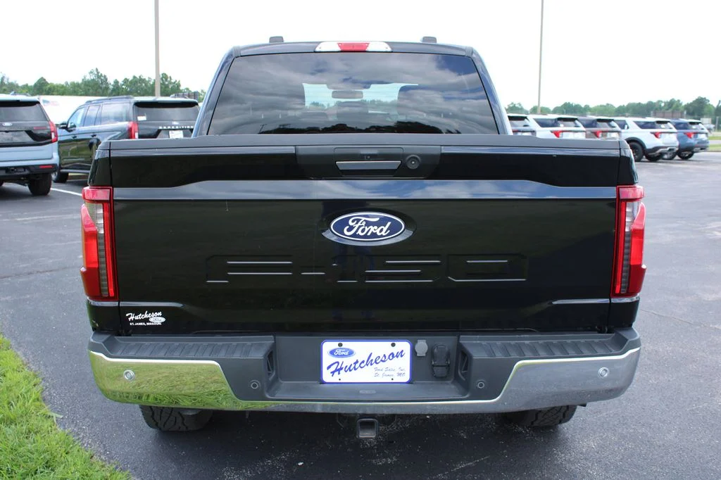 Used 2024 Black Metallic Ford XLT image 11